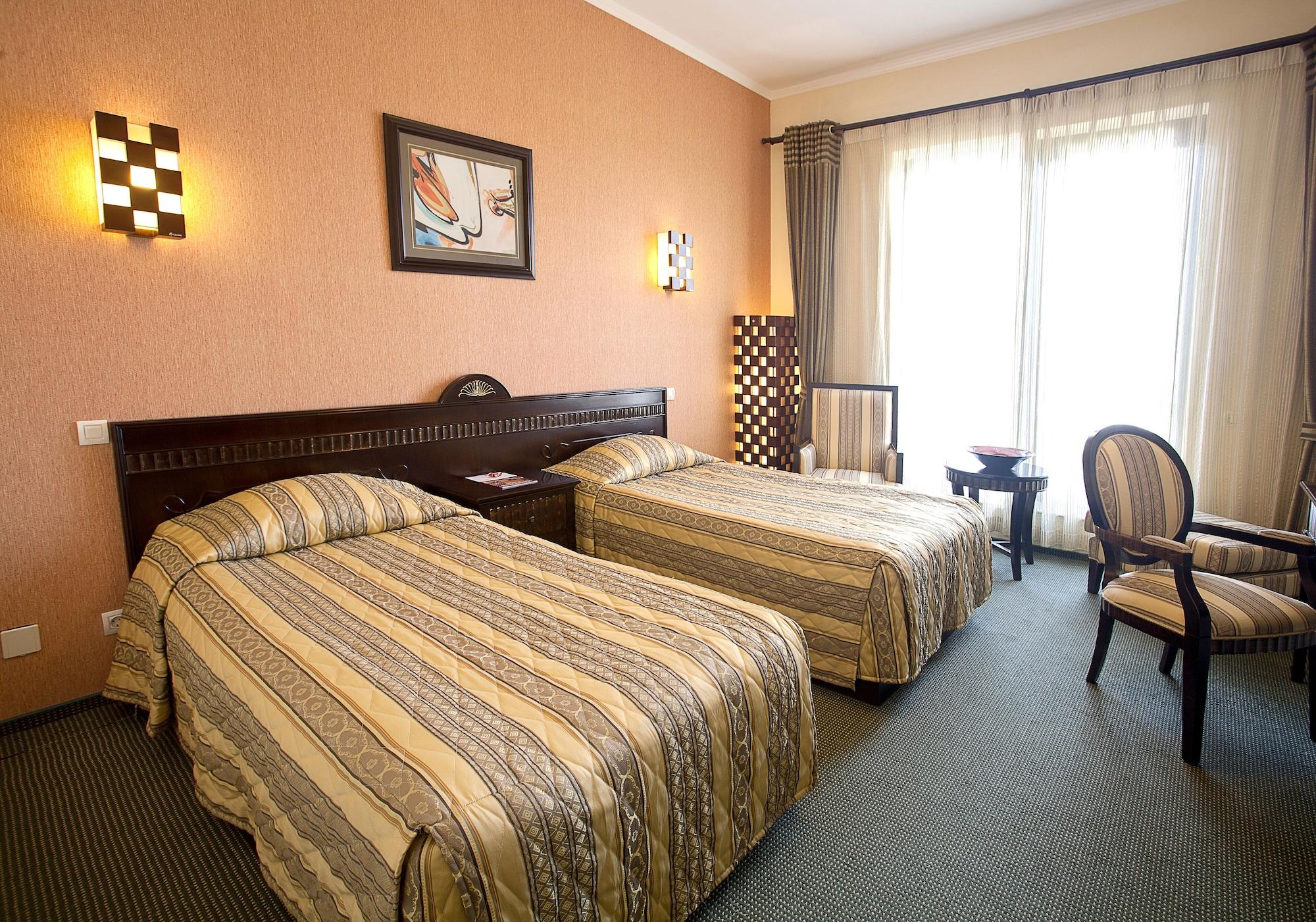 Hotel Tecadra Pipera Extérieur photo