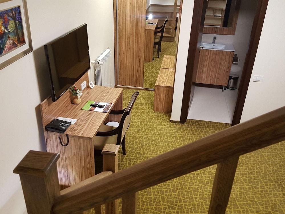 Hotel Tecadra Pipera Extérieur photo