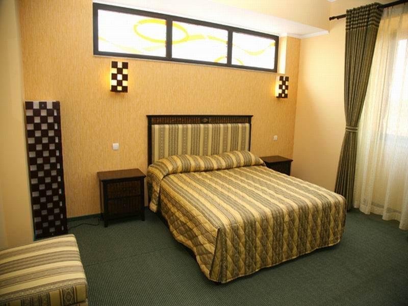 Hotel Tecadra Pipera Chambre photo